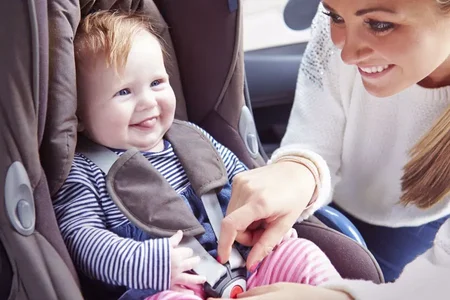 Saiba como para transportar crianças de forma segura