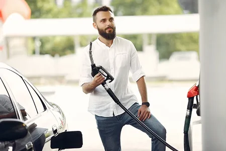 Gasolina comum ou aditivada? Saiba a diferença e qual escolher