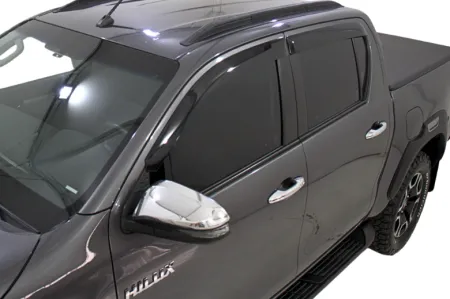 CALHA PARA CARRO (DEFLETOR) HILUX CAB.DUPLA 05/15 4 PORTAS